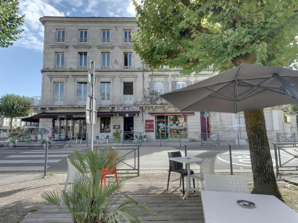 Hotel Du Centre Saintes Bagian luar foto